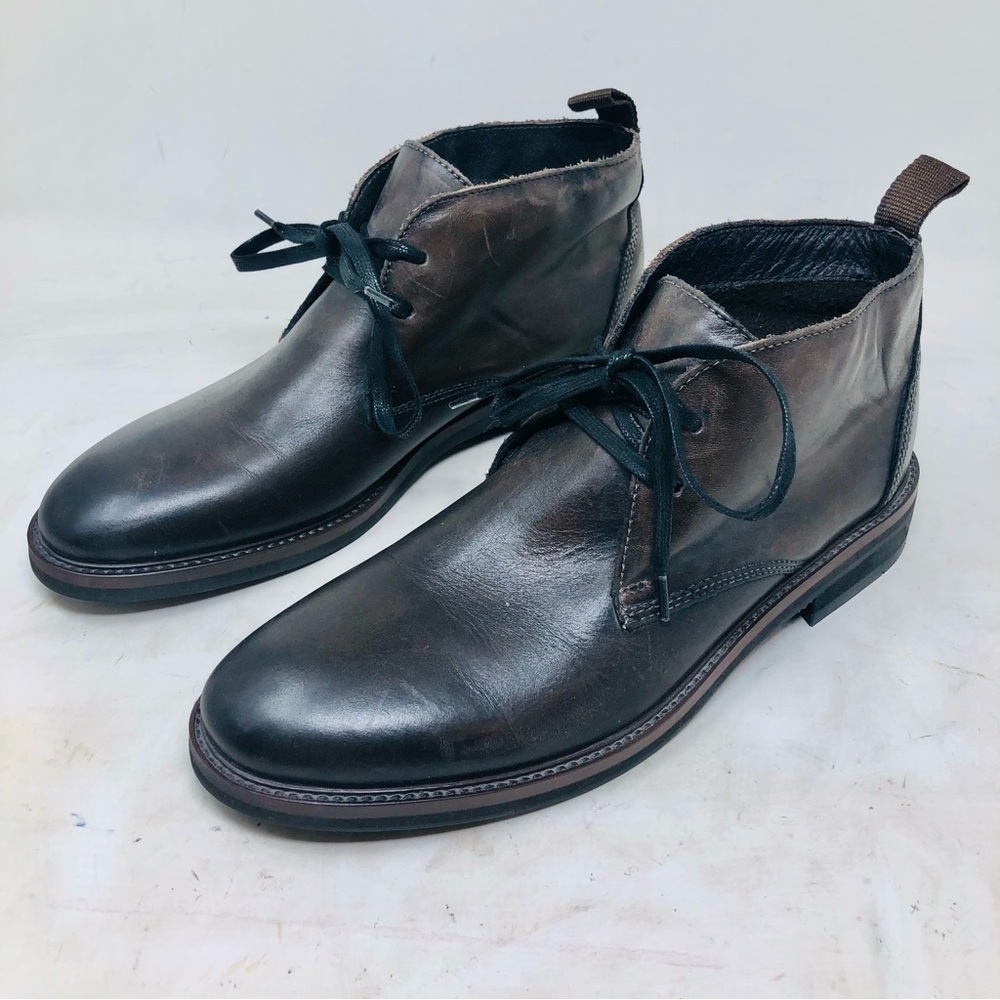 Bacco  Bucci Brown Leather Chukka Boots